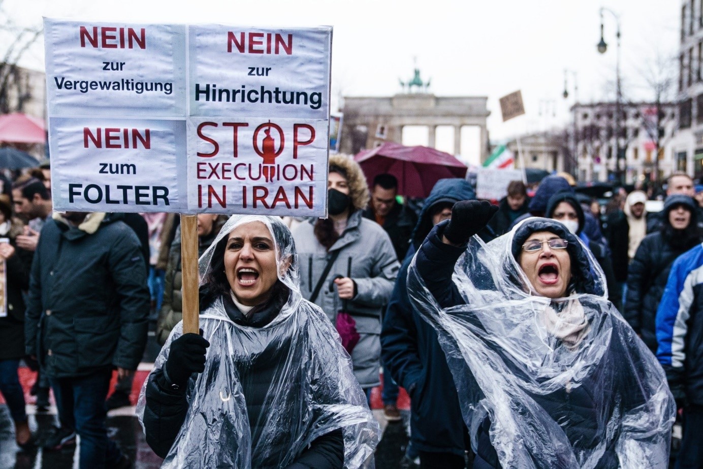 Anhaltende Hinrichtungen von Frauen im Iran! Anhaltende Hinrichtungen von Frauen im Iran!