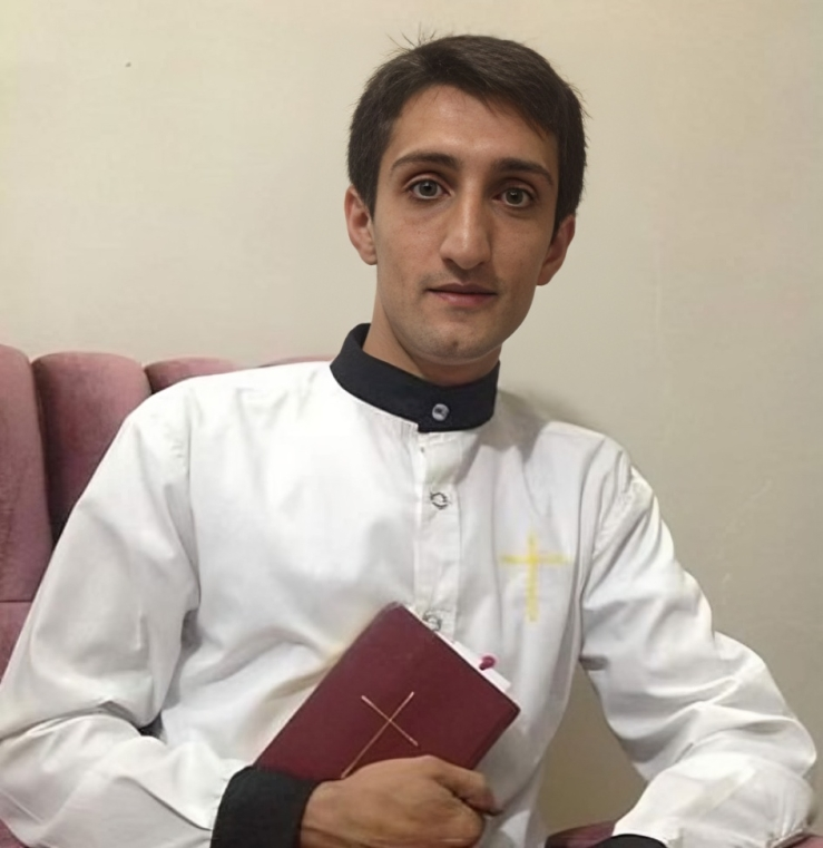 Ebrahim Firouzi starb auf verdächtige Weise in seinem Haus Ebrahim Firouzi starb auf verdächtige Weise in seinem Haus