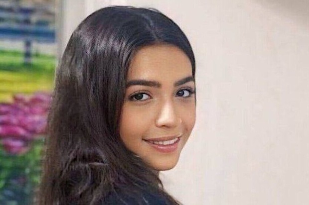 Sara Tabrizi war ein 20-jähriges iranisches Mädchen Sara Tabrizi war ein 20-jähriges iranisches Mädchen